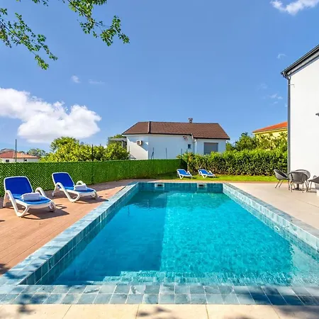 Villa House Serenity