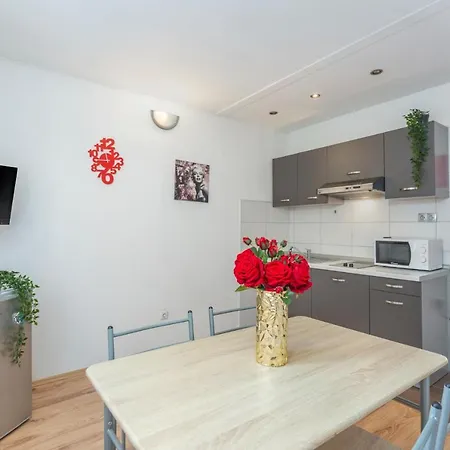 House Serenity Njivice