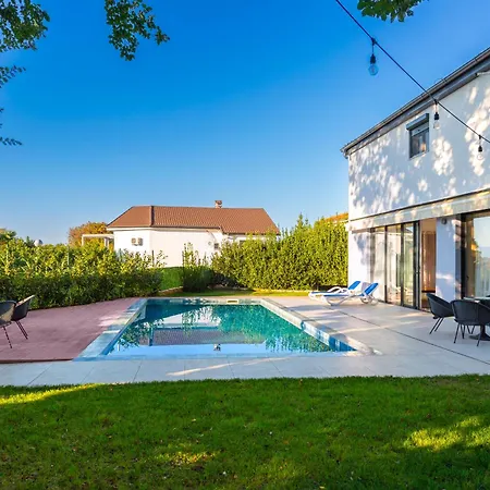 House Serenity * Njivice